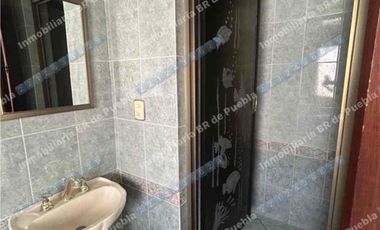 CASA EN RENTA solo uso  COMERCIAL Ideal para:
• Oficinas corporativas
• Consultorios médicos, psicológicos o nutricionales
• Academia de idiomas, música o regularización
• Centro de capacitación
• Despachos jurídicos, contables o administrativos