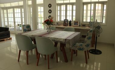 AMPLIA CASA EN VENTA O ALQUILER  CON PISCINA- LOMA BLANCA - PIURA