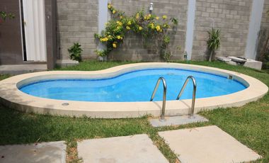 AMPLIA CASA EN VENTA O ALQUILER  CON PISCINA- LOMA BLANCA - PIURA