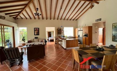 Casa Campestre en Venta en Guatapé