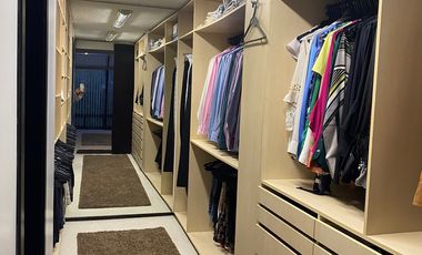 VENDO HERMOSA CASA EN URB PRIVADA CUMBAYA, PROX USFQ