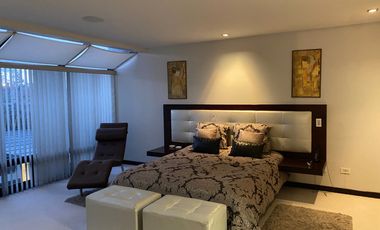 VENDO HERMOSA CASA EN URB PRIVADA CUMBAYA, PROX USFQ