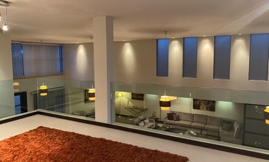 VENDO HERMOSA CASA EN URB PRIVADA CUMBAYA, PROX USFQ