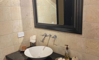 VENDO HERMOSA CASA EN URB PRIVADA CUMBAYA, PROX USFQ