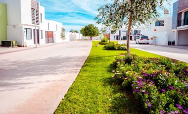 CASA EN VENTA EN PRIVADA CON RAPIDOS ACCESOS EN SOLEDAD SAN LUIS POTOSI