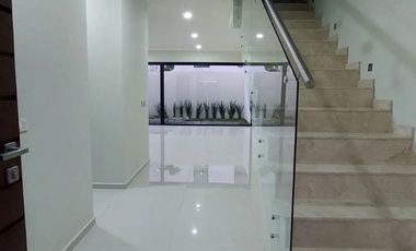 Casa Nueva De Lujo En Venta Bosques Vallarta Zona Real Zapopan