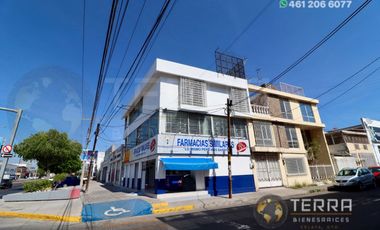 RENTA EDIFICIO 🏬EN EL BOULEVARD DE CELAYA GTO. ESQUINA PLAN DE AYUTLA SUPER BIEN UBICADO