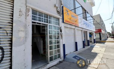 RENTA EDIFICIO 🏬EN EL BOULEVARD DE CELAYA GTO. ESQUINA PLAN DE AYUTLA SUPER BIEN UBICADO