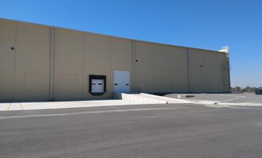 Nave industrial y macrolote Renta sobre la carretera Celaya-Villagran
