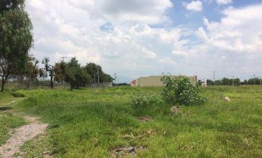 Nave industrial y macrolote Renta sobre la carretera Celaya-Villagran