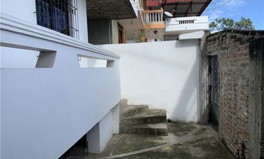 Casa en venta en Montecristi cerca a la iglesia