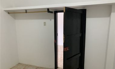 Casa en venta en Montecristi cerca a la iglesia