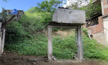 Casa en venta en Montecristi cerca a la iglesia
