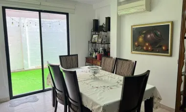 Casa en Venta en Ciudad Celeste - Via a Samborondon