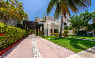 Casa en Renta 4 recámaras Isla Dorada Zona Hotelera Cancun