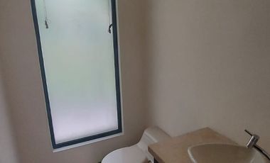 Samborondon, Renta de Hermosa Casa de 5 Dorm. con Piscina y Vista Al Rio