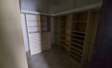 Samborondon, Renta de Hermosa Casa de 5 Dorm. con Piscina y Vista Al Rio