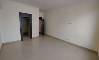 Samborondon, Renta de Hermosa Casa de 5 Dorm. con Piscina y Vista Al Rio