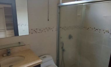 Samborondon, Renta de Hermosa Casa de 5 Dorm. con Piscina y Vista Al Rio