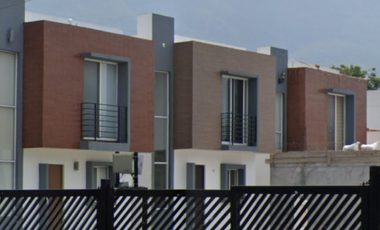 SF-  CASA EN VENTA EN EL FRACCIONAMIENTO NOSARA