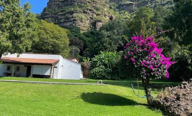 REMATE PROPIEDAD CON GRAN TERRENO Y LINDAS VISTAS