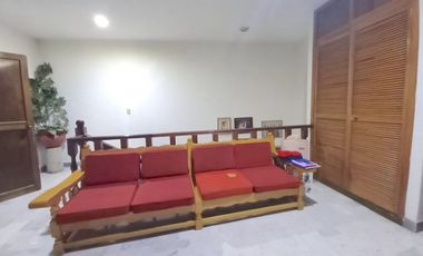 OPORTUNIDAD CASA EN VENTA EN RESIDENCIAL VICTORIA, DENTRO DE COTO.