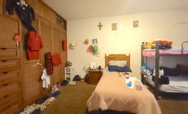 OPORTUNIDAD CASA EN VENTA EN RESIDENCIAL VICTORIA, DENTRO DE COTO.