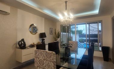 Isla Mocoli, Vendo Hermosa Casa Dividida en 2 Departamentos