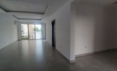 Isla Mocoli, Vendo Hermosa Casa Dividida en 2 Departamentos