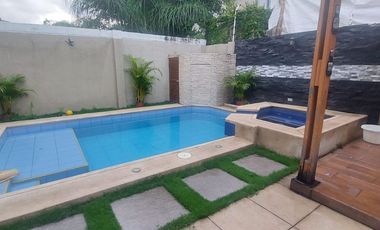 Isla Mocoli, Vendo Hermosa Casa Dividida en 2 Departamentos
