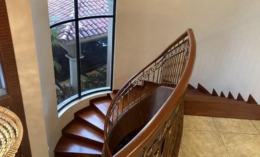 Alquiler de casa de 4 dormitorios - Urb. Entre Lagos, Vía Samborondon