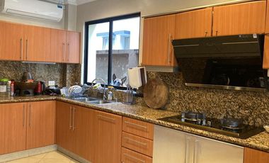 Alquiler de casa de 4 dormitorios - Urb. Entre Lagos, Vía Samborondon