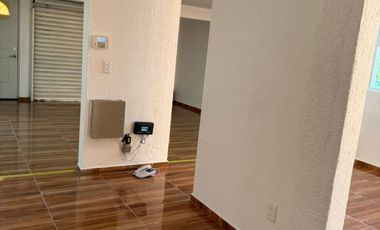 SE RENTA CASA CON LOCAL COMERCIAL, EN VIVEROS DE LA LOMA, TLALNEPANTLA (FRENTE MUNDO E)