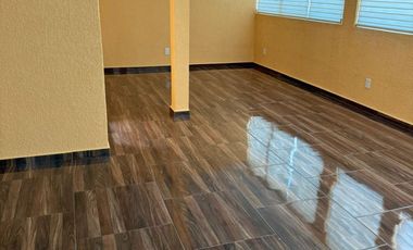 SE RENTA CASA CON LOCAL COMERCIAL, EN VIVEROS DE LA LOMA, TLALNEPANTLA (FRENTE MUNDO E)