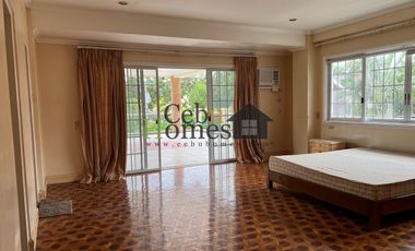 5 Bedroom House For Rent in Talamaban