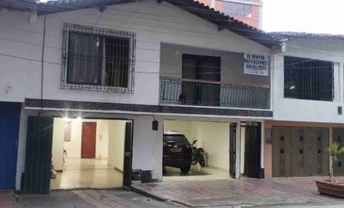 ARRIENDO CASA GRANDE EN CARTAGO LA ISLETA