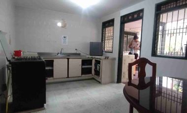 ARRIENDO CASA GRANDE EN CARTAGO LA ISLETA