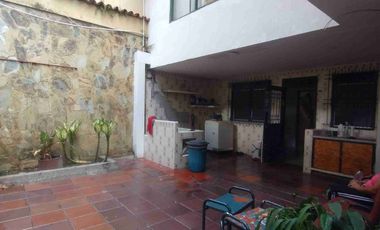 ARRIENDO CASA GRANDE EN CARTAGO LA ISLETA