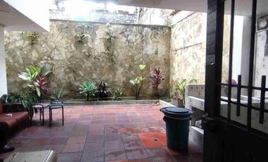 ARRIENDO CASA GRANDE EN CARTAGO LA ISLETA