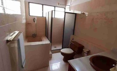 ARRIENDO CASA GRANDE EN CARTAGO LA ISLETA