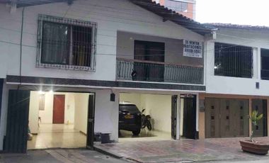 ARRIENDO CASA GRANDE EN CARTAGO LA ISLETA