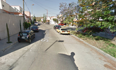 ¡¡¡ CASA EN REMATE BANCARIO EN LOMAS 4TA SECCION , SAN LUIS POTOSI!!!