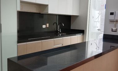 SE VENDE DEPARTAMENTO EN PRIMER PISO 135 M2 LINCE