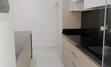 SE VENDE DEPARTAMENTO EN PRIMER PISO 135 M2 LINCE