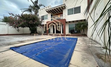 Venta de casa sola al norte de Cuernavaca en Ocotepec
