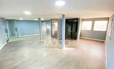 SE ARRIENDA OFICINA CON 2 PRIVADOS Y 3 BAÑOS. SAN MIGUEL