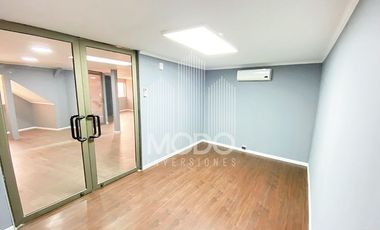 SE ARRIENDA OFICINA CON 2 PRIVADOS Y 3 BAÑOS. SAN MIGUEL