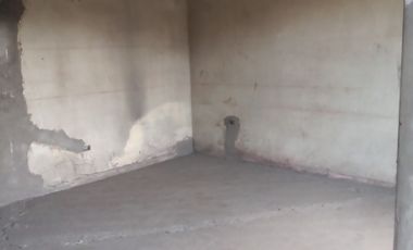 EXCELENTE LOCAL  COMERCIAL  Y/O INDUSTRIAL EN GAMARRA, PRECIO NEGOCIABLE.