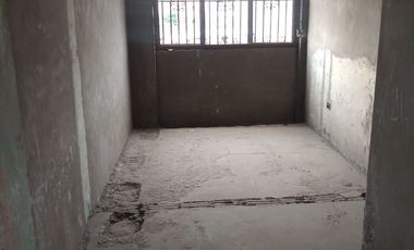 EXCELENTE LOCAL  COMERCIAL  Y/O INDUSTRIAL EN GAMARRA, PRECIO NEGOCIABLE.