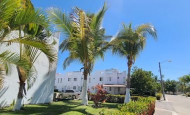 CASA DE 3 RECAMARAS EN FRACC. LAS CEIBAS, BAHIA DE BANDERAS, NAYARIT.